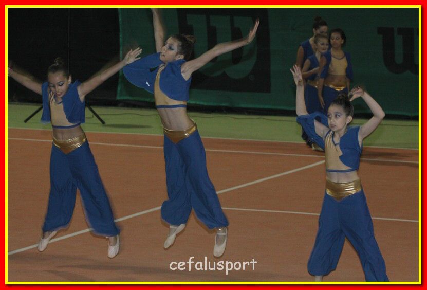130629 athletic 320_tn.jpg